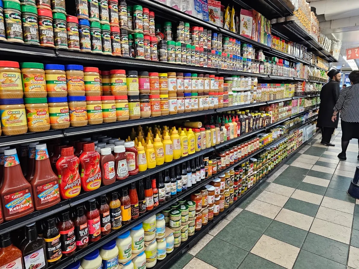 Schwartz Kosher Supermarket — foto 2