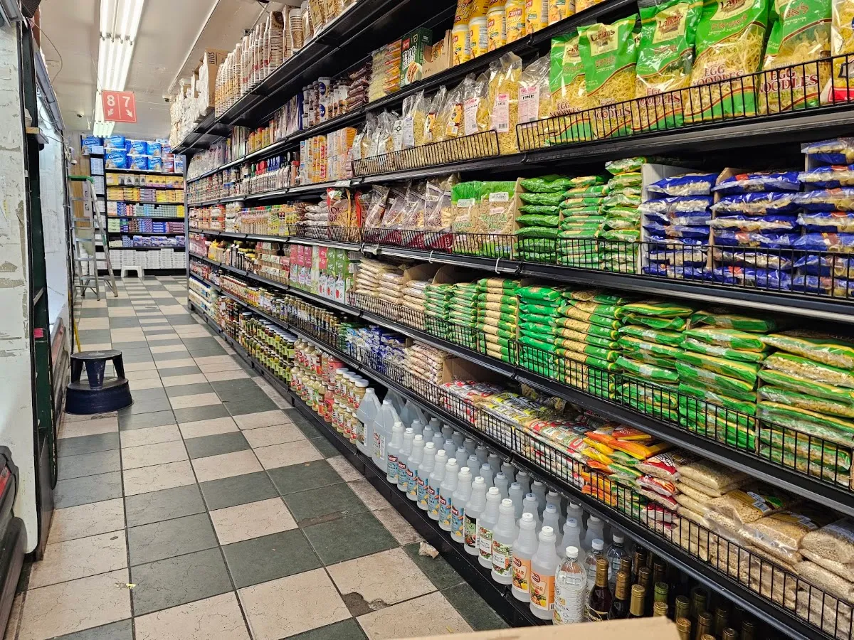 Schwartz Kosher Supermarket — foto 3