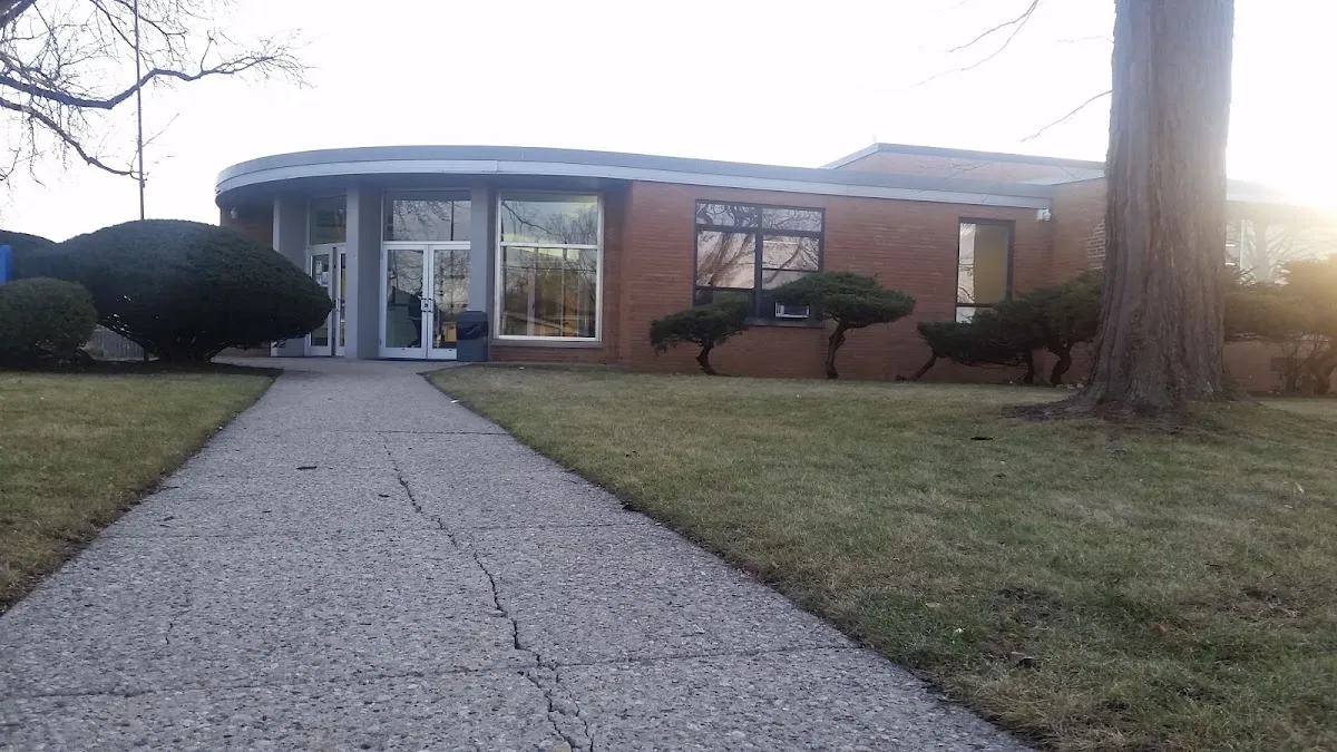 Seymour J. Abrams Cheder Lubavitch Hebrew Day School