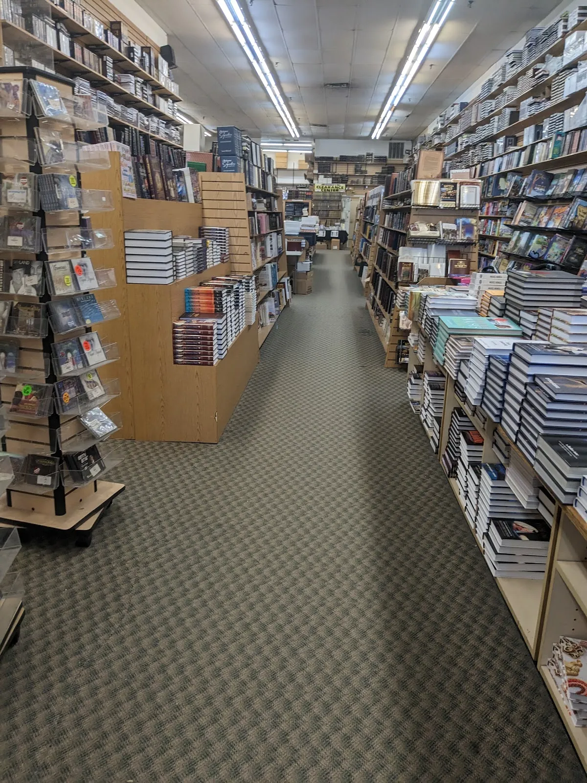 Shabsi's Judaica Center — foto 3