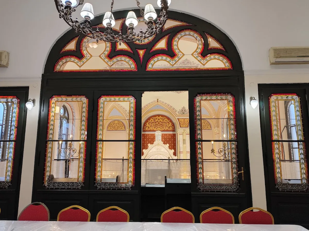 Shas Chevra Lubavitch synagogue — photo 3