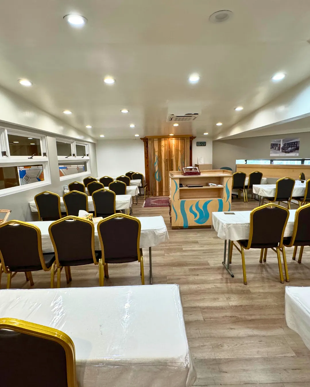 Shuvah Israel Torah Center — photo 5