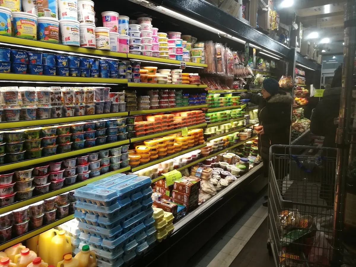 Spot Kosher Market — foto 2