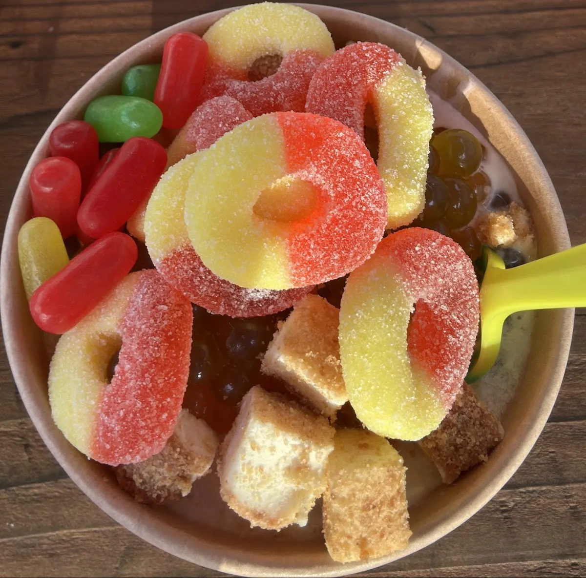 Sunny's Legendary Frozen Yogurt — photo 4