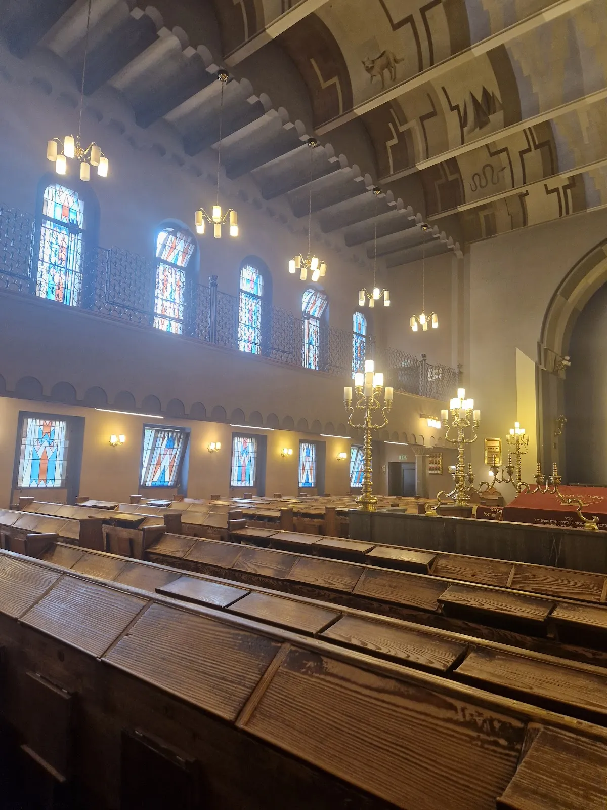 Synagoge der Israelitischen Religionsgesellschaft Zürich (IRGZ) hatte — foto 3