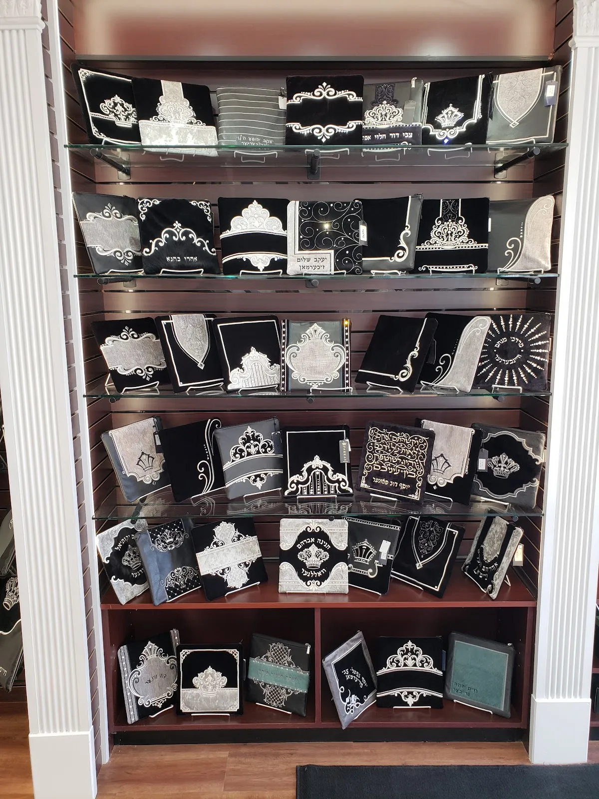 Taryag Judaica (Farkas) — photo 5