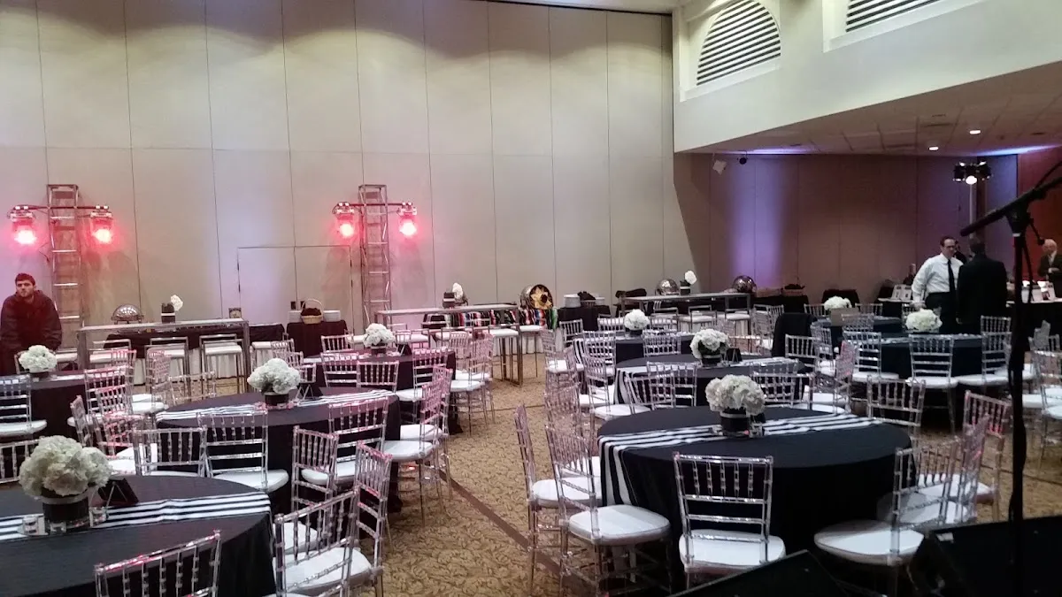 Temple Sholom — photo 2
