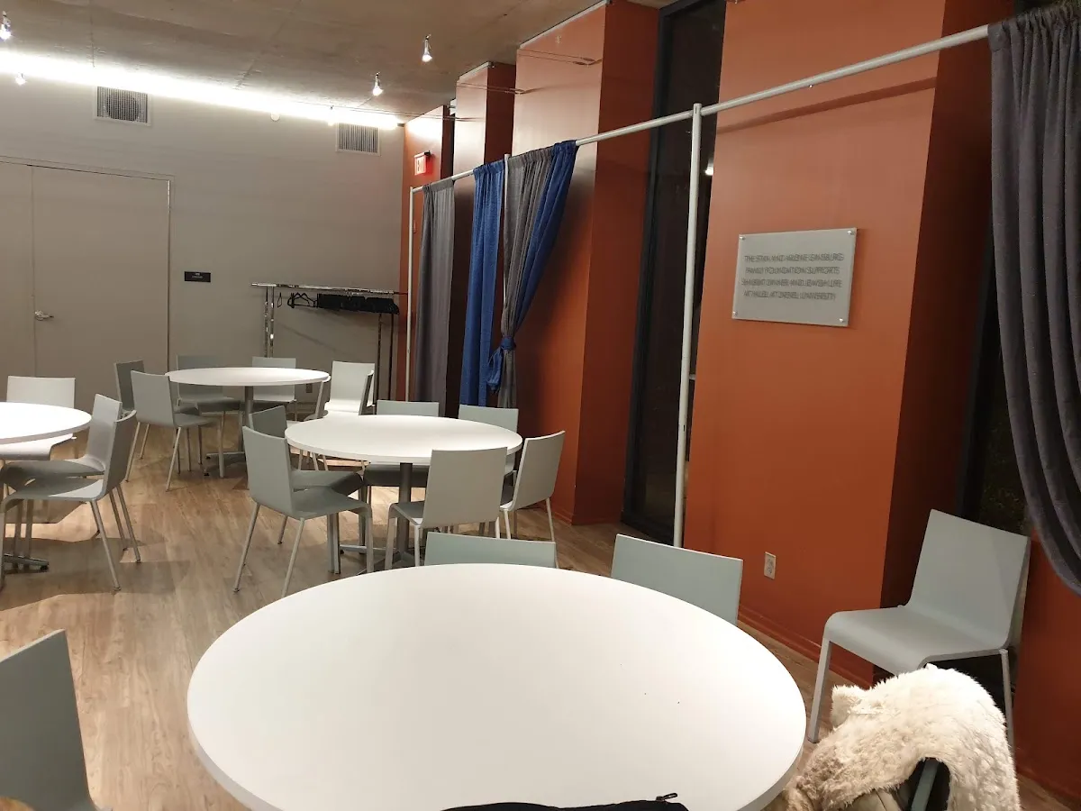 The Café at the Perelman Center for Jewish Life — photo 2