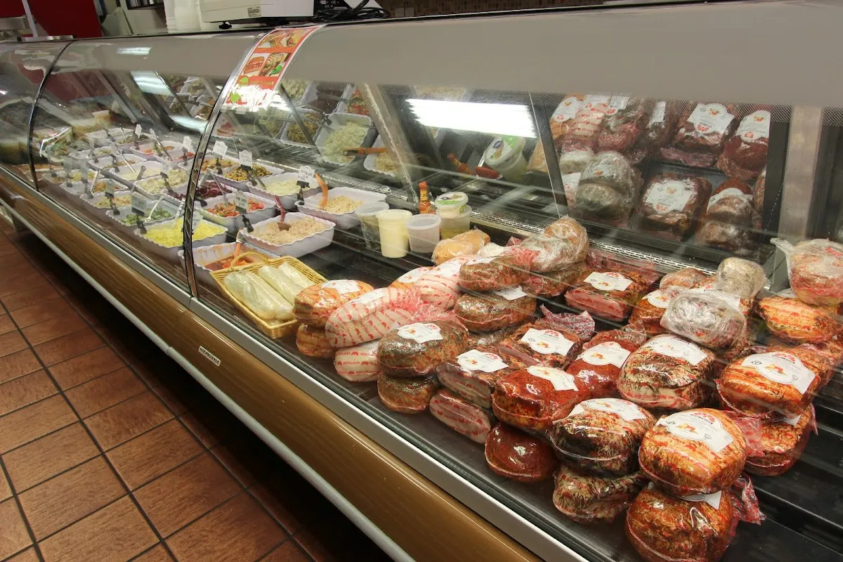 The Grove Kosher Market — foto 2