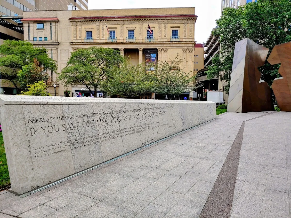 The Ohio Holocaust and Liberators Memorial — foto 3