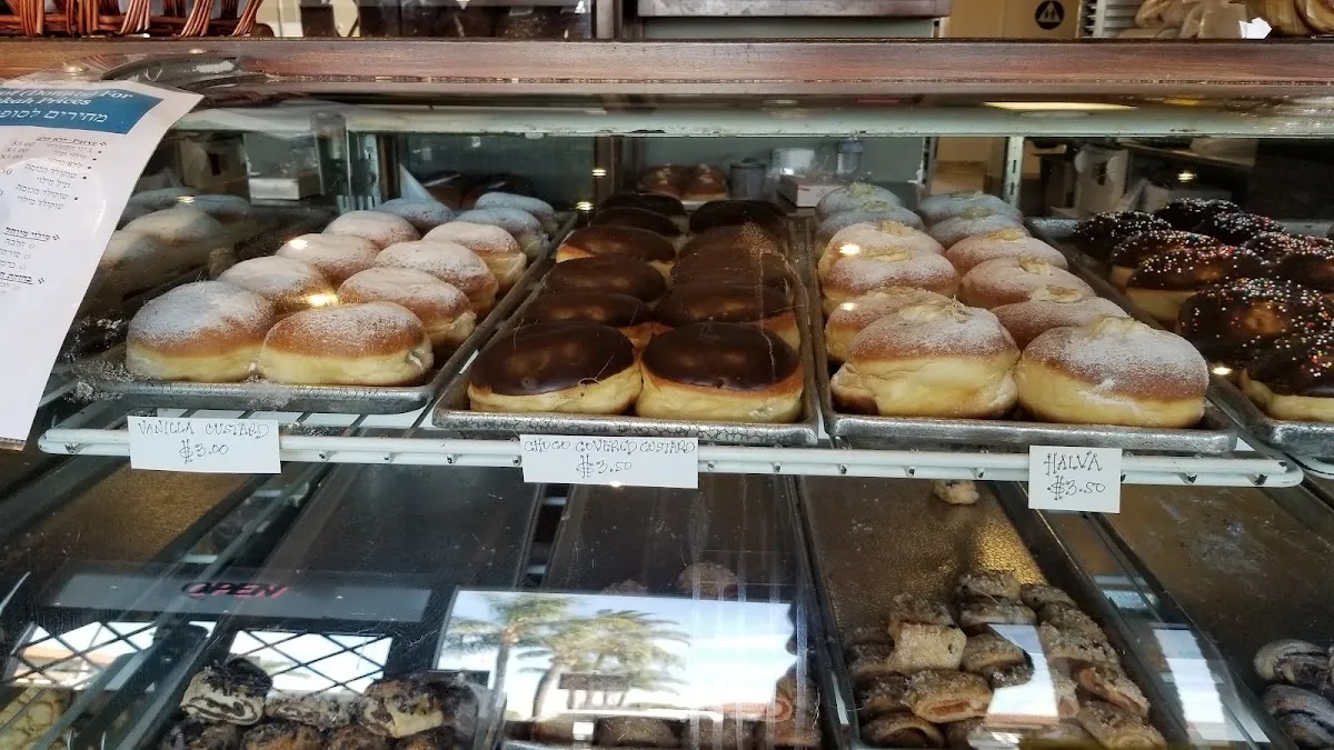 Unique Pastry: Tarzana Kosher Catering, Kosher Restaurant, Kosher Bakery, Cafe in Tarzana, Gluten Free Cakes Tarzana — foto 4