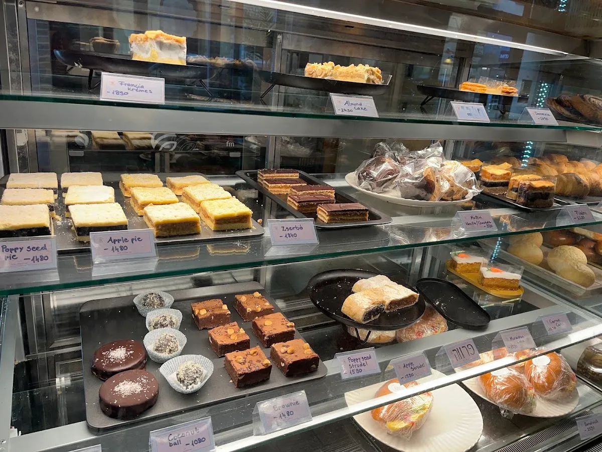 UpTown Kosher bakery - מאפייה כשרה — foto 3