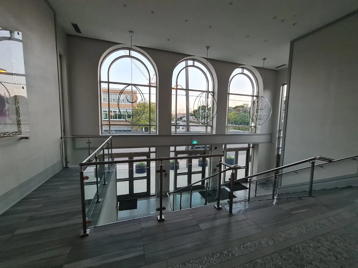 Viewmount Shul (Congregation Toras Emes) — foto 3
