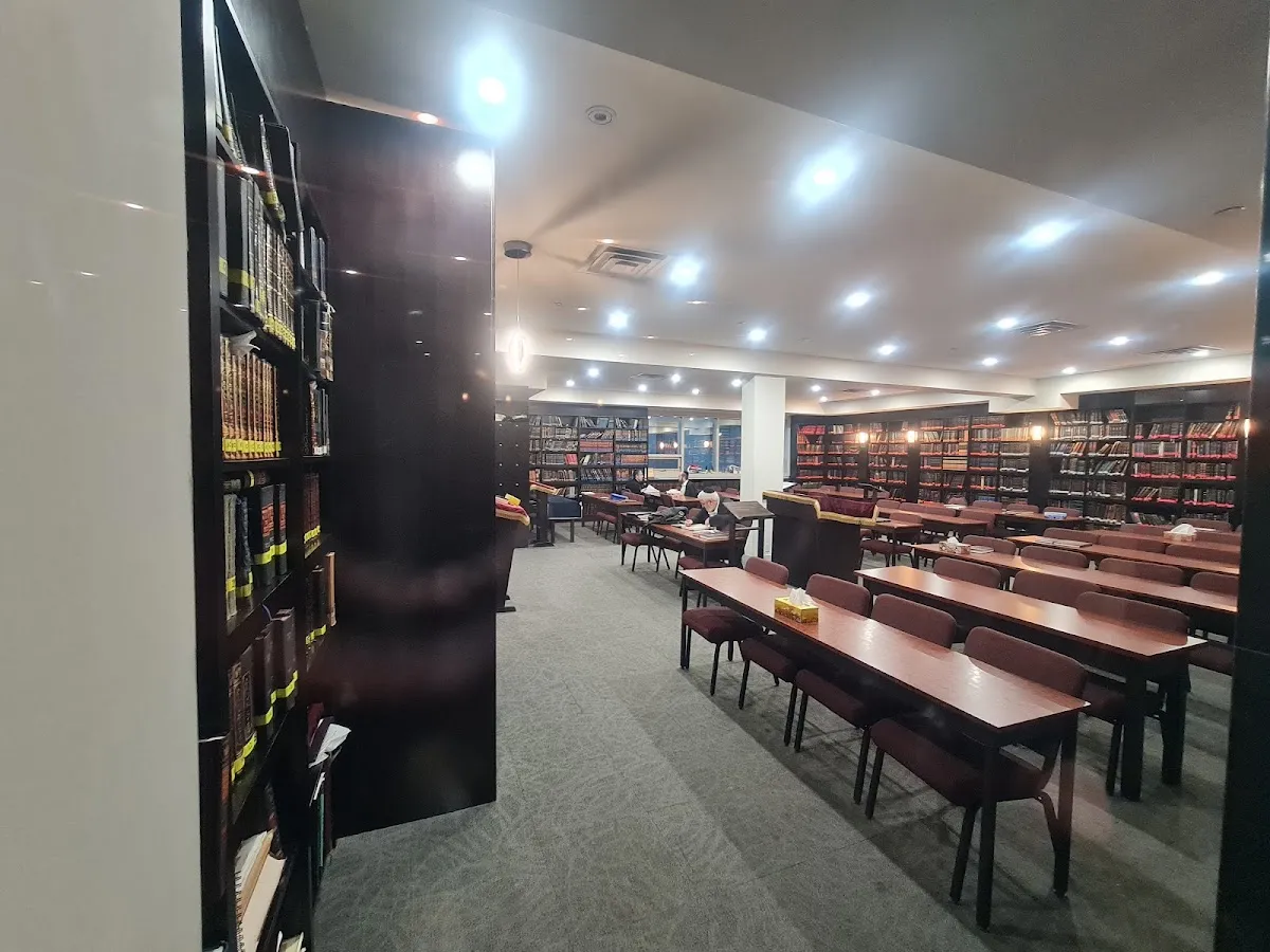 Viewmount Shul (Congregation Toras Emes) — foto 4