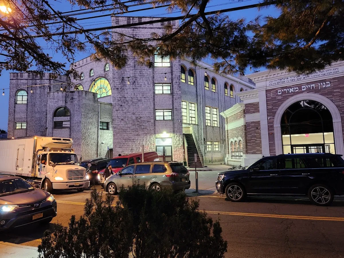 Viznitz Monsey Shul Mikvah — foto 5