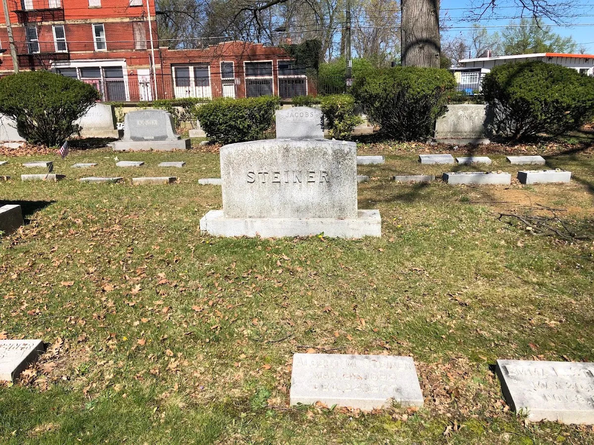 Walnut Hills Jewish Cemetery — photo 2