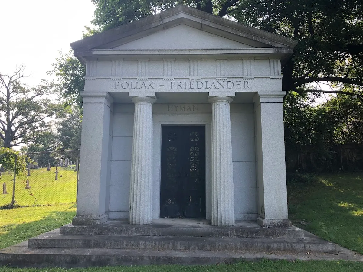 Walnut Hills Jewish Cemetery — photo 3