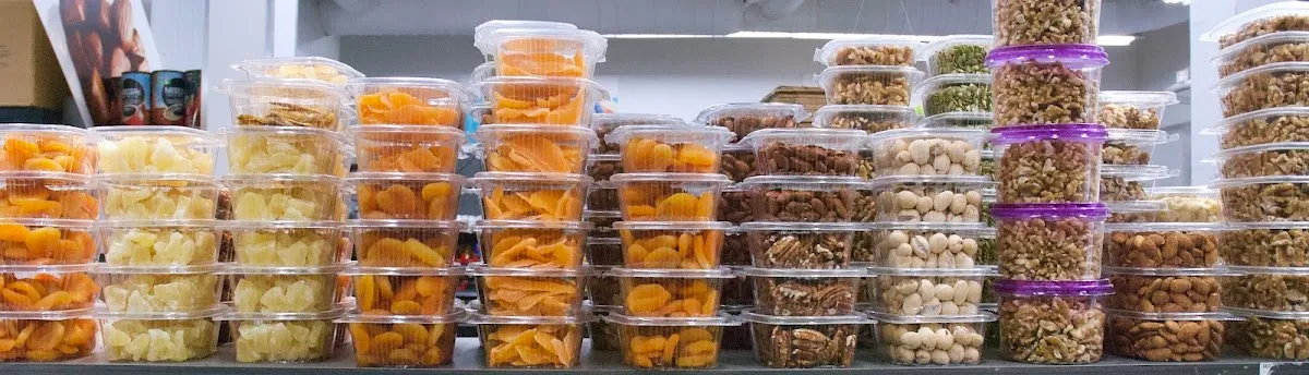 Walters - Kosher Market - Bulk Candy Coffee Chocolate - Grocery Delivery - Sandwiches Salads — photo 3