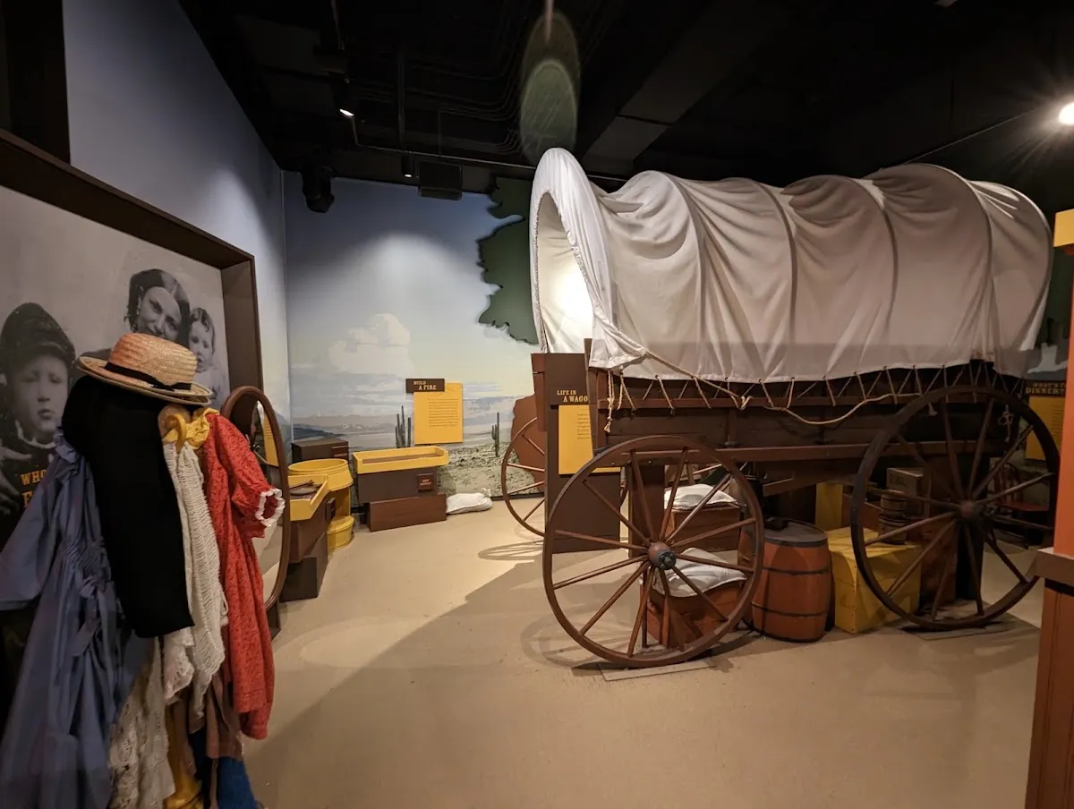 Weitzman National Museum of American Jewish History Museum Store — foto 2