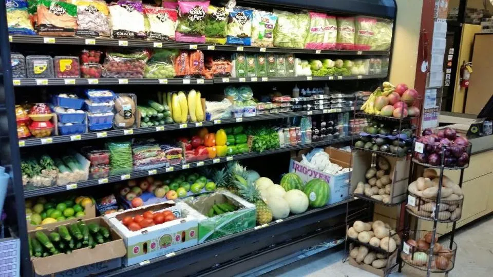 Western Kosher Supermarket - Fairfax Branch — foto 2