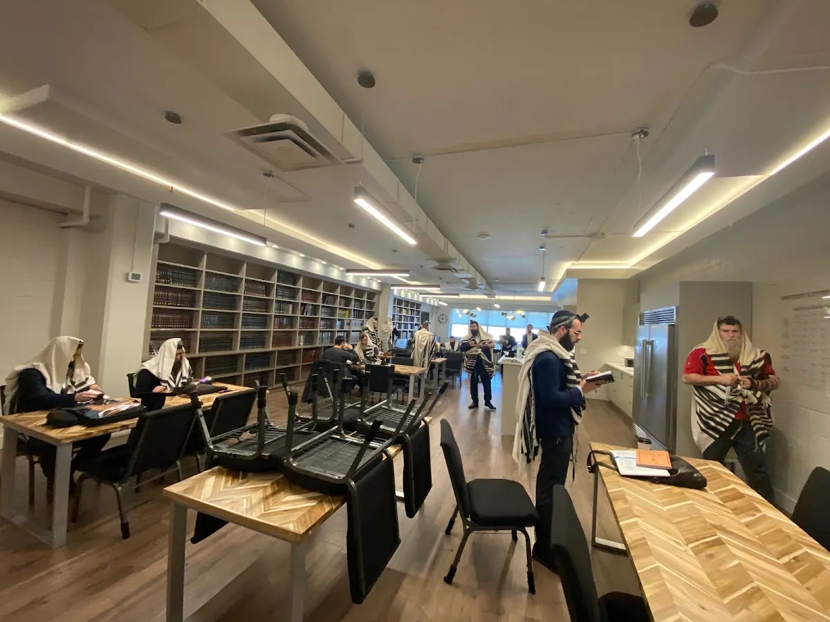 Yagdil Torah Montreal (Jewish learning center) — foto 6