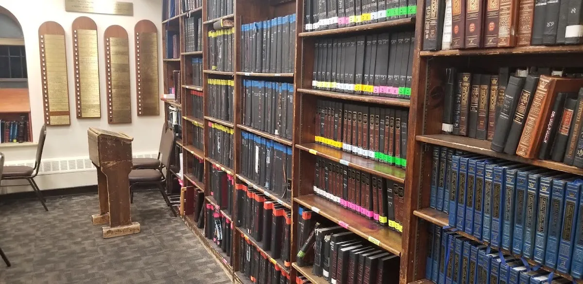 Yeshiva Derech Chaim