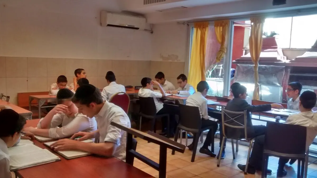 Yeshivá Jafetz Jaim - Heijal Hatorá — foto 3