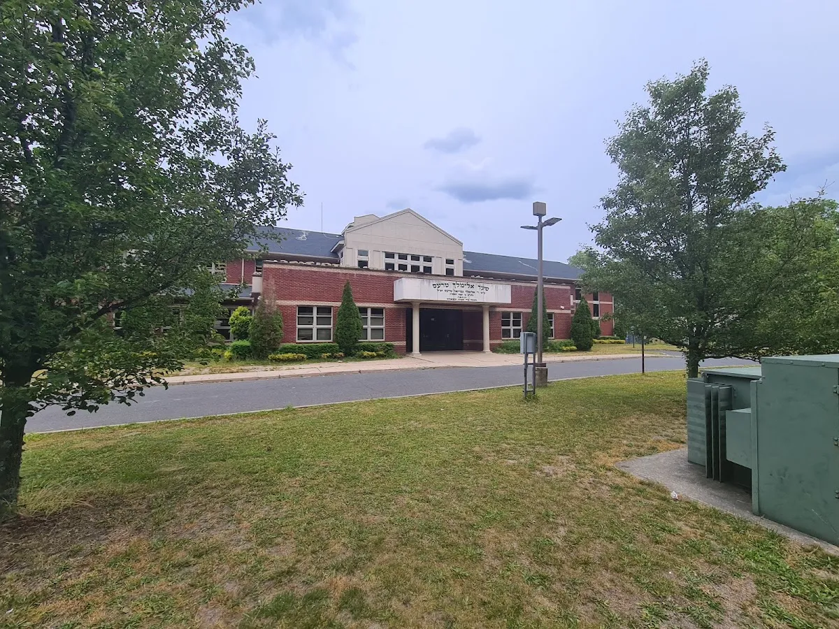Yeshiva Toras Chaim