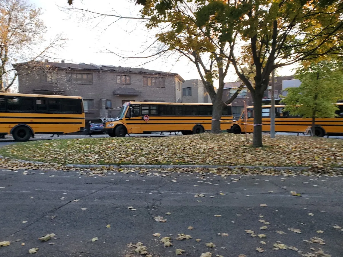 Young Israel of Montreal — foto 2