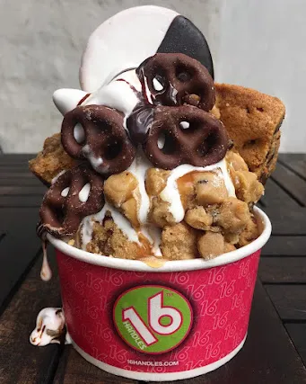 16 Handles (Chelsea) — foto 2