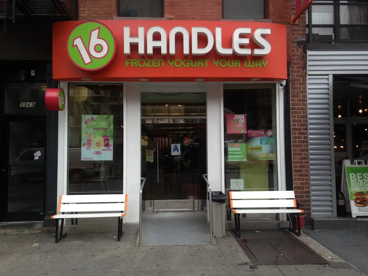 16 Handles (Upper East Side)