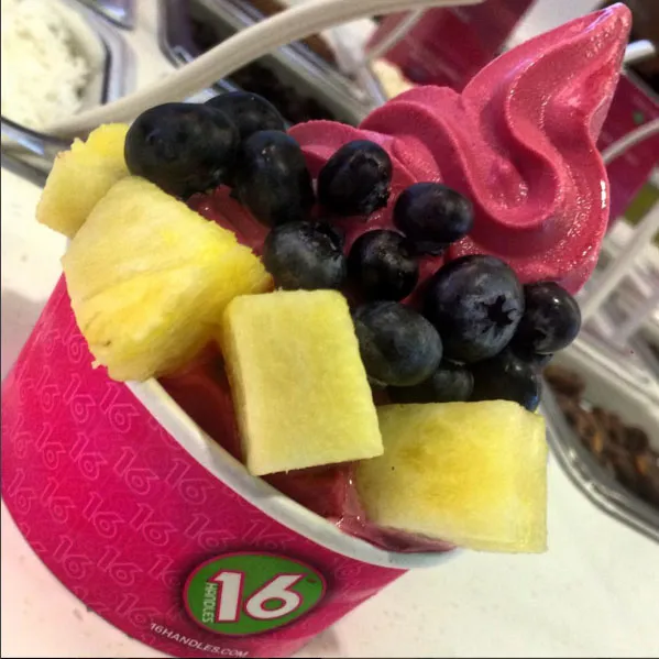 16 Handles (Upper East Side) — photo 5