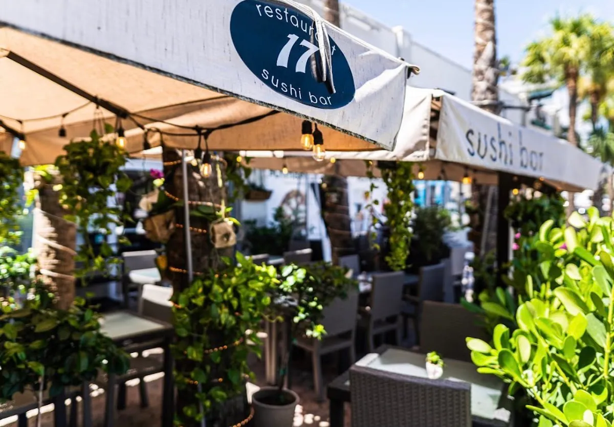 17 Restaurant and Sushi Bar