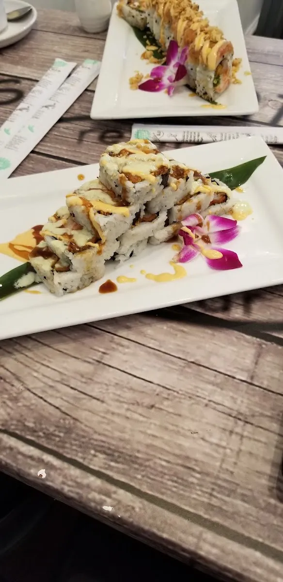 17 Restaurant and Sushi Bar — photo 3