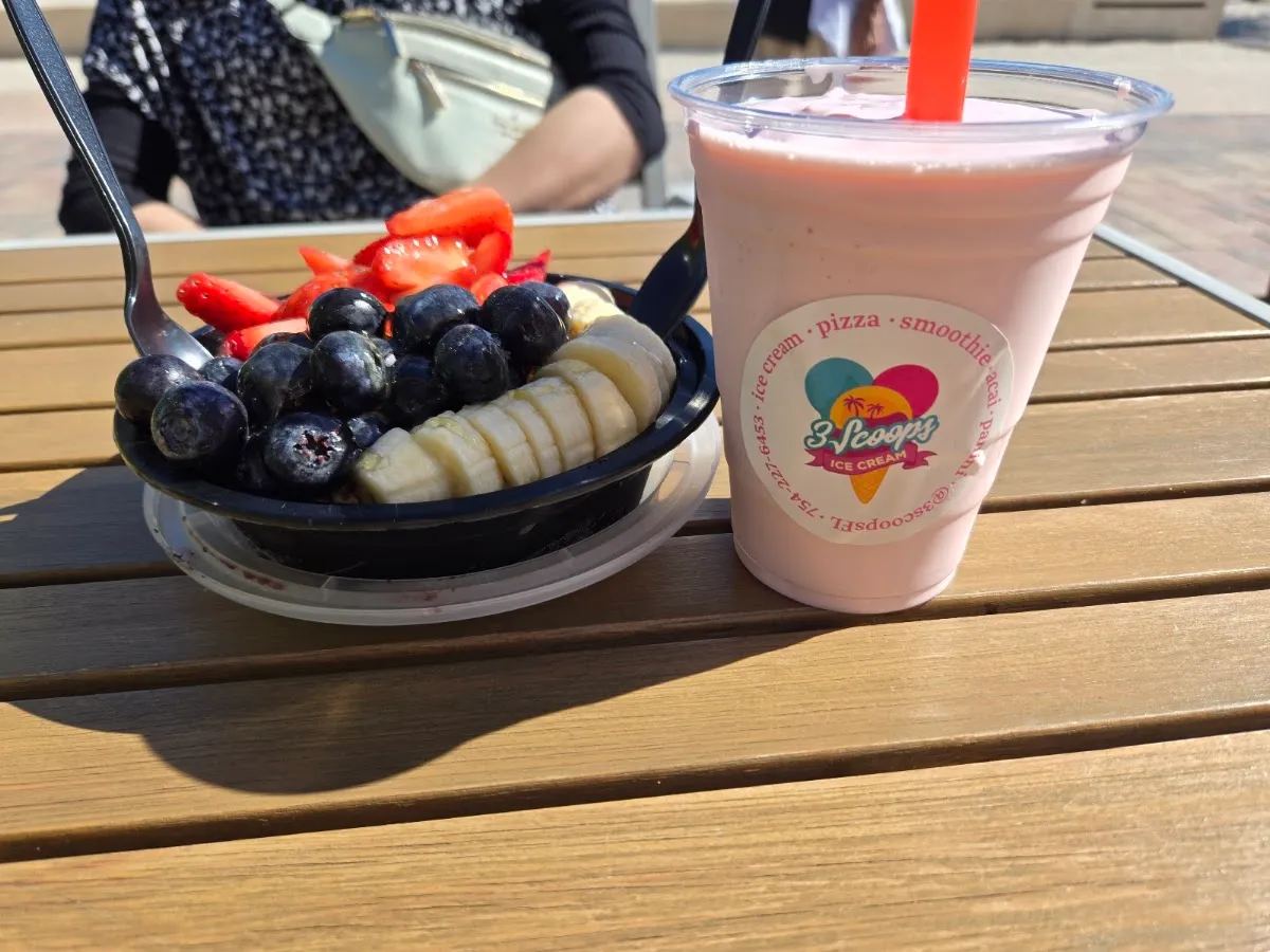 3 Scoops Ice Cream and Cafe — foto 3