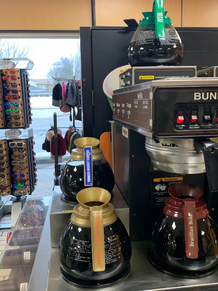 7-Eleven (Coolidge) — máquinas de Slurpee — foto 4