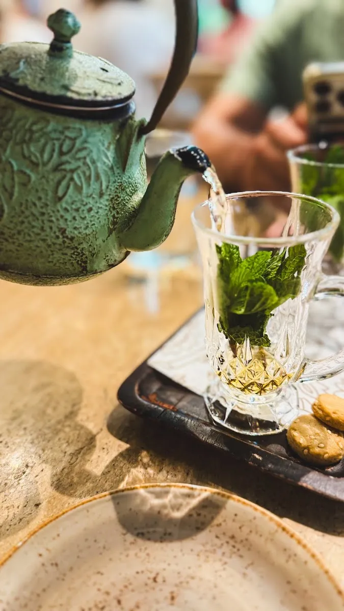 Abbalé Modern Mediterranean Kitchen (Aventura) — photo 9