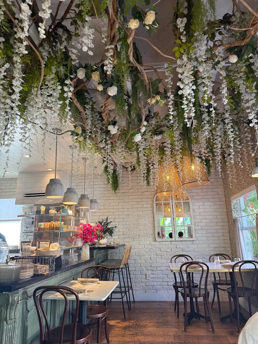 Abbalé Modern Mediterranean Kitchen (South Beach) — foto 4
