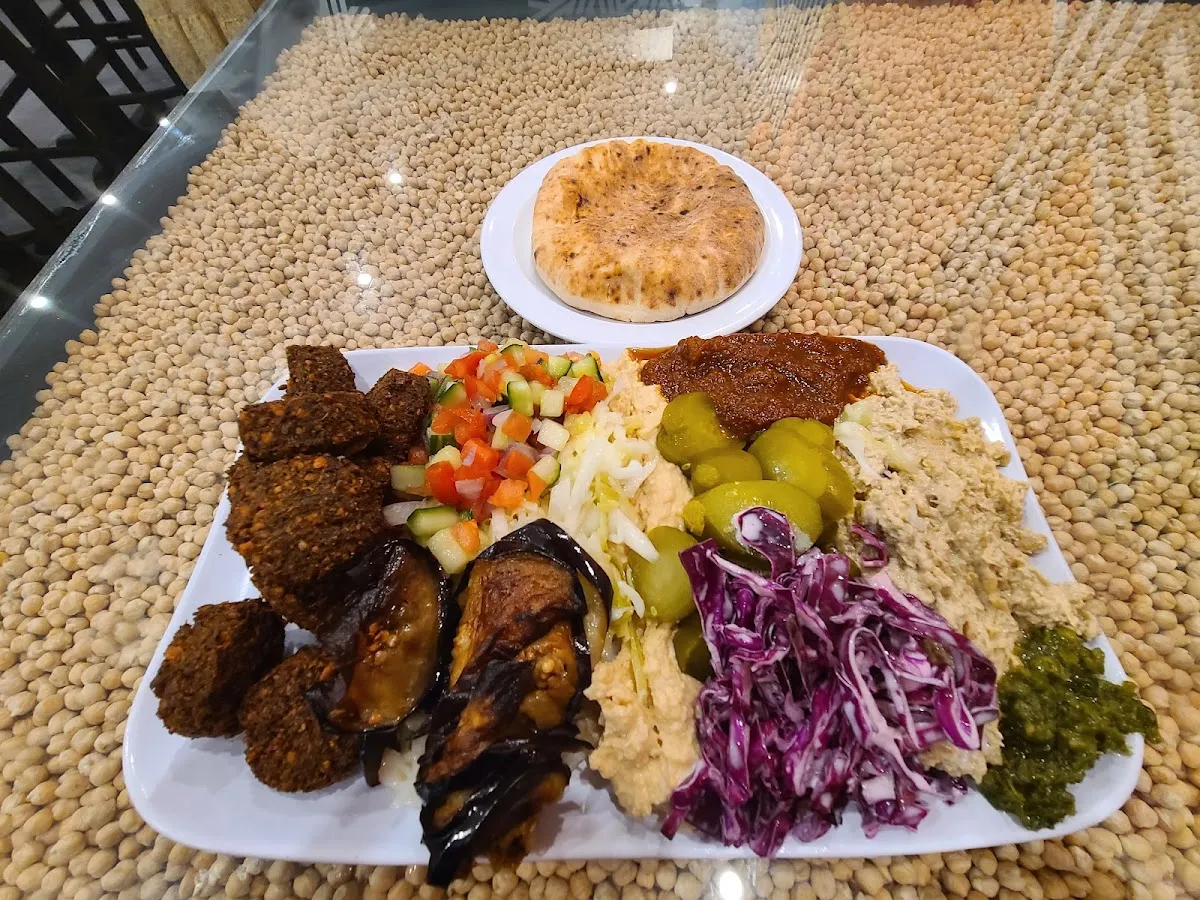 ABU-LAFFA — foto 2