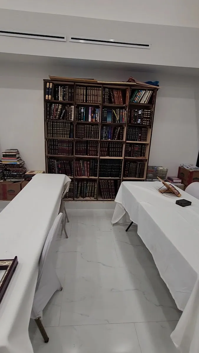 Achdut Israel Synagogue — foto 3