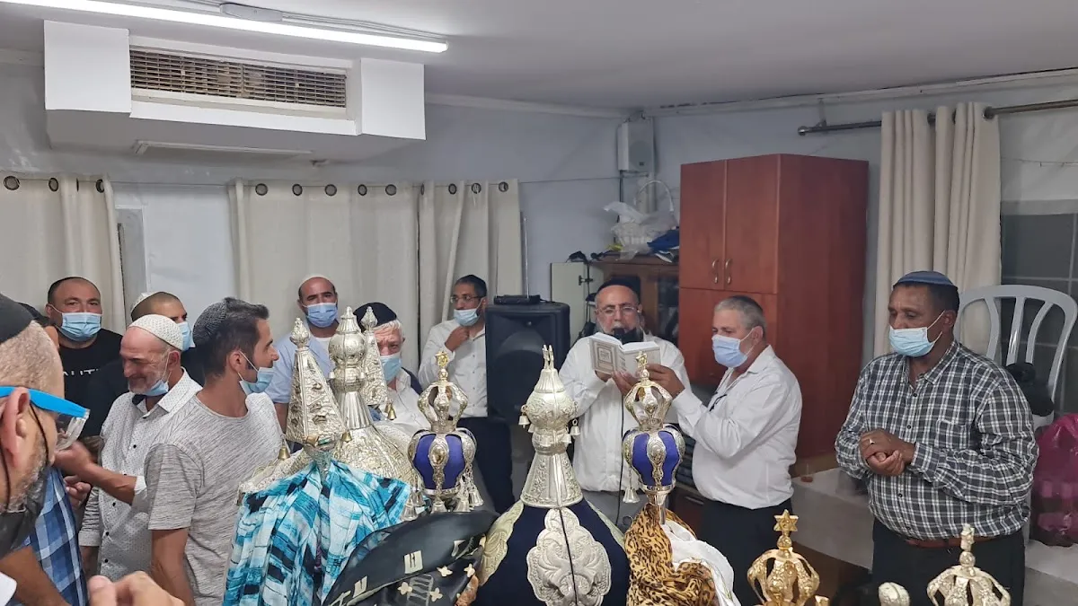 Achdut Yisrael HaTze'ira Synagogue — foto 5