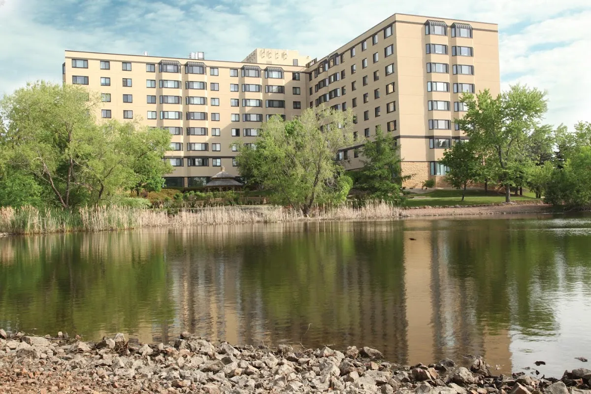 Ackerberg Family Sholom West Campus — photo 10