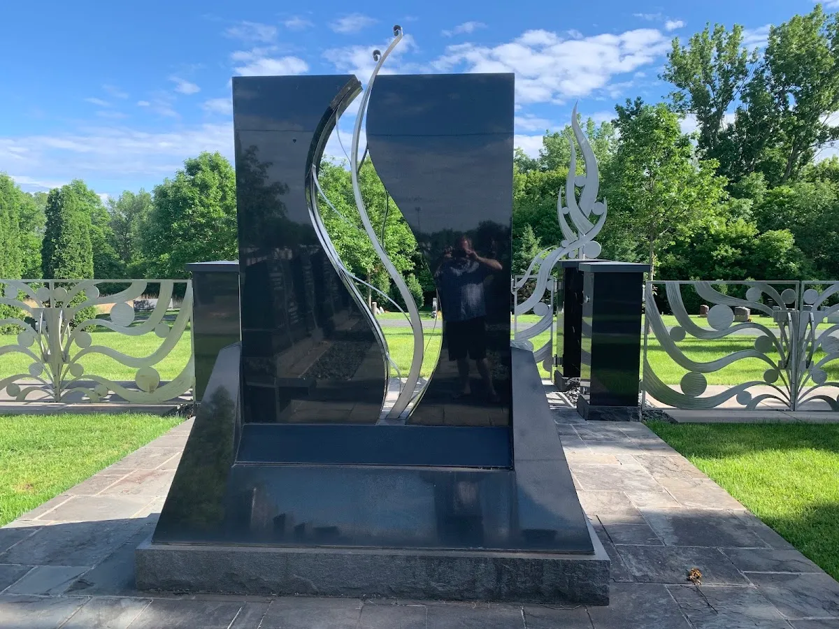Adath Chesed Shel Emes Cemetery — foto 5
