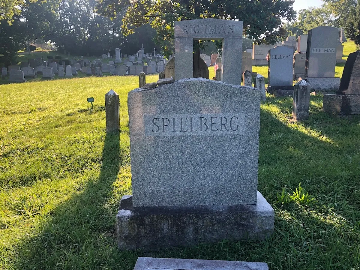 Adath Israel Cemetery de Cincinnati — foto 7