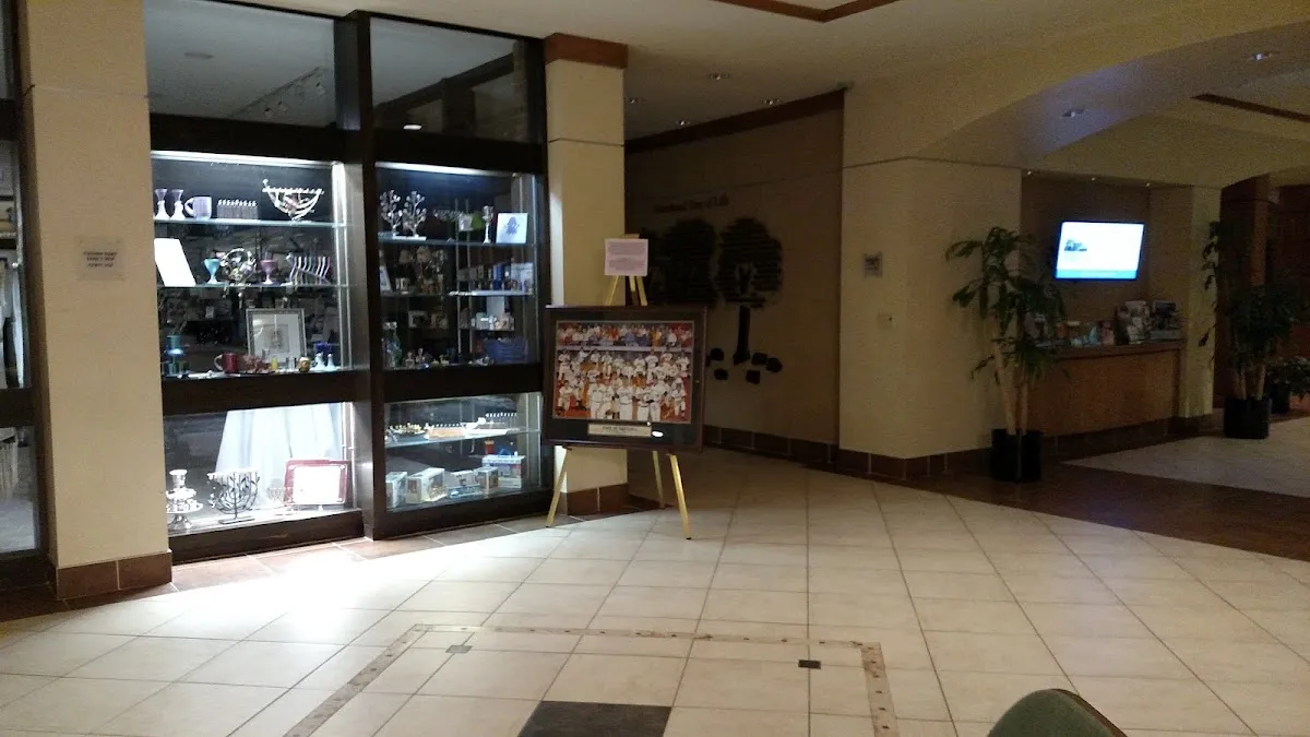 Adath Israel Congregation de Cincinnati — photo 5