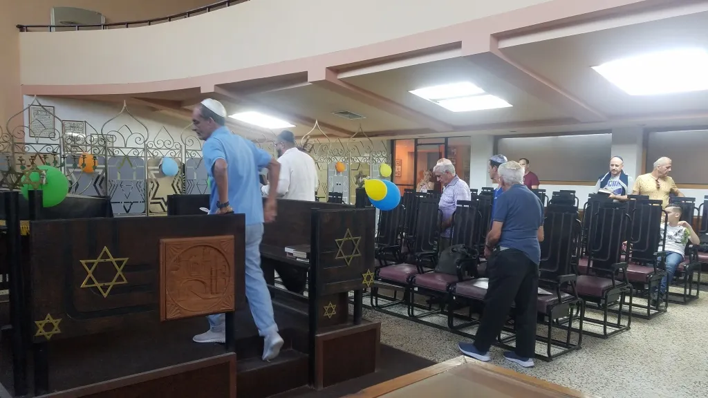Adath Israel — photo 7