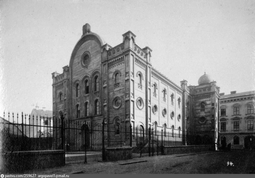 Synagoga Agudas Achim (Brno) — foto 2