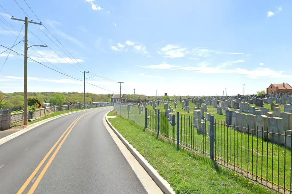 Agudas Bnai Jacob Lodge Cemetery — photo 2