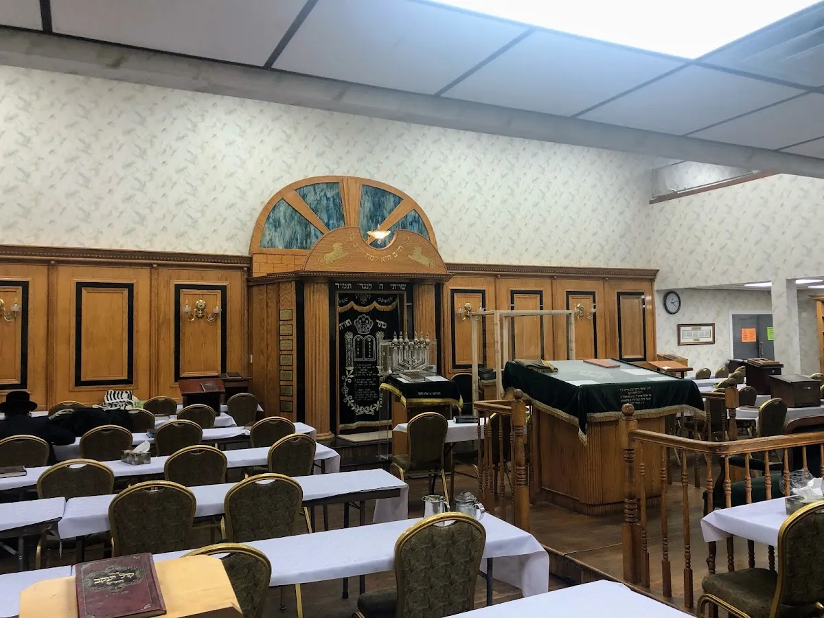 Agudas Shomrei Hadas Grossvardein — foto 2