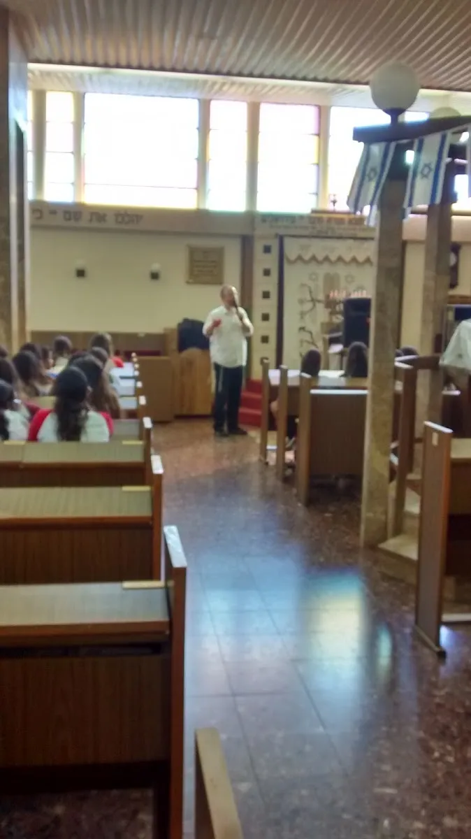 Agudat Achim Synagogue — foto 3